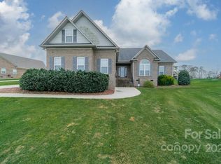 4004 Camden Oaks Ln, Monroe, NC 28110