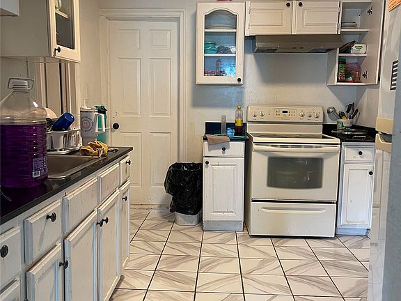4th image of 3536 E Latimer Pl