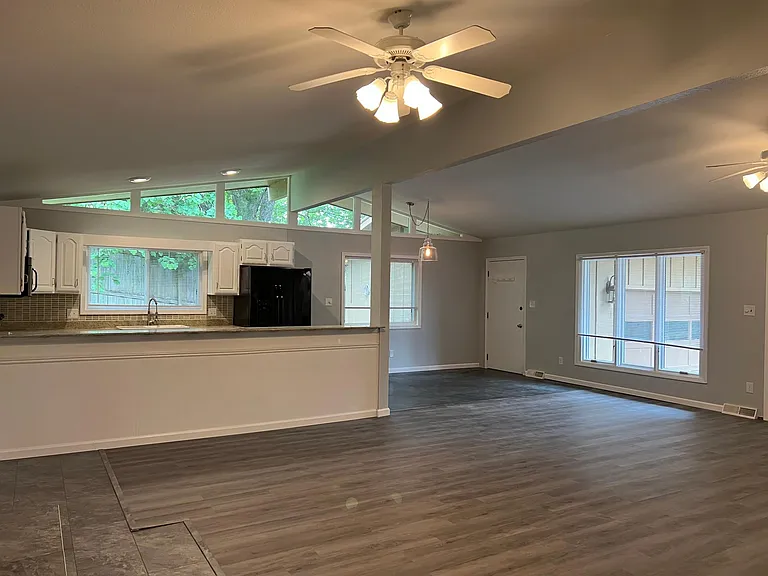46 Arrowhead Beach Rd — Photo 5