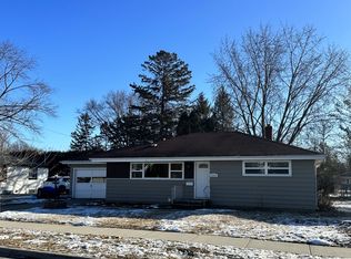 2316 S Carpenter St, Appleton, WI 54915