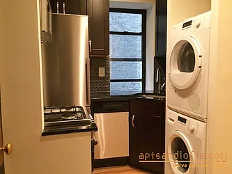 Rented by aptsandlofts.com