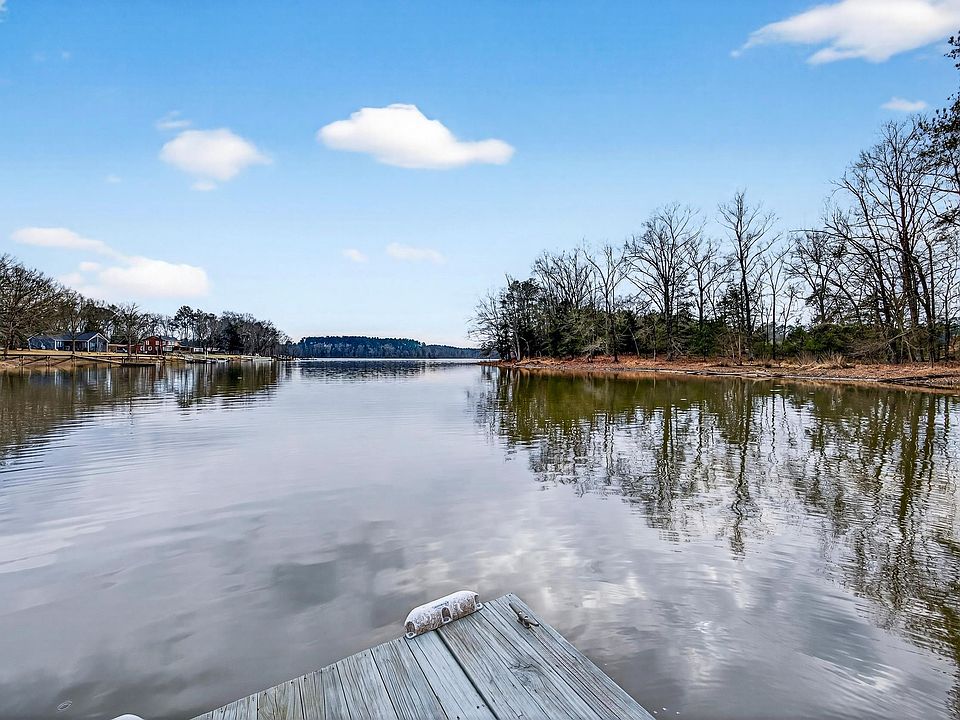 1st image of 1037 Natures Cove Rd