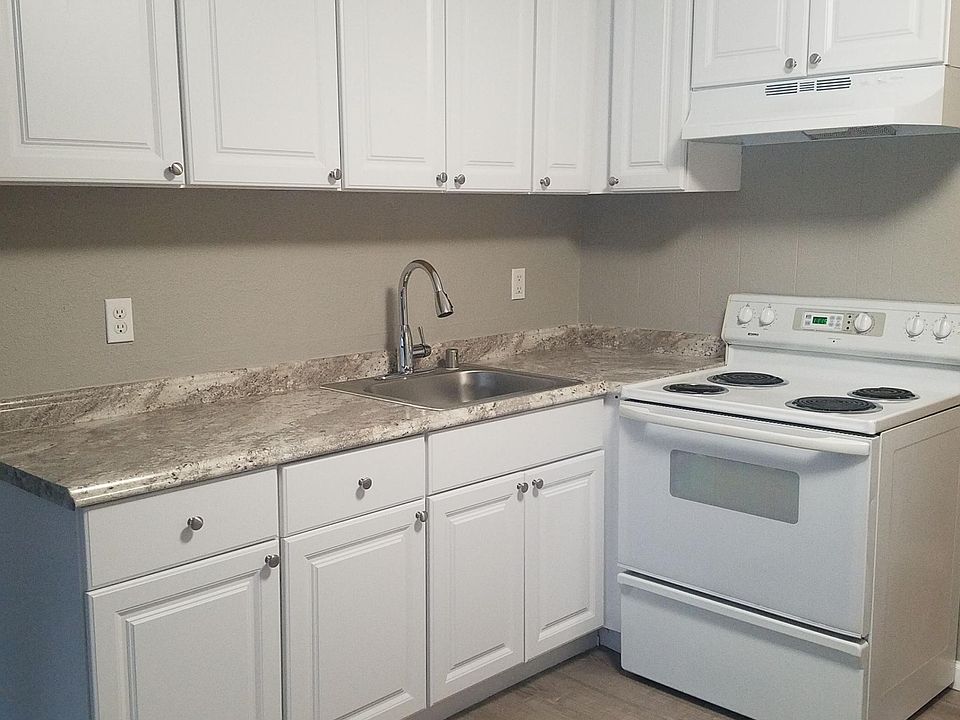 1st image of 6615 150th St SW #111