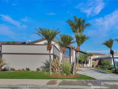 6781 Defiance Dr, Huntington Beach, CA, 92647