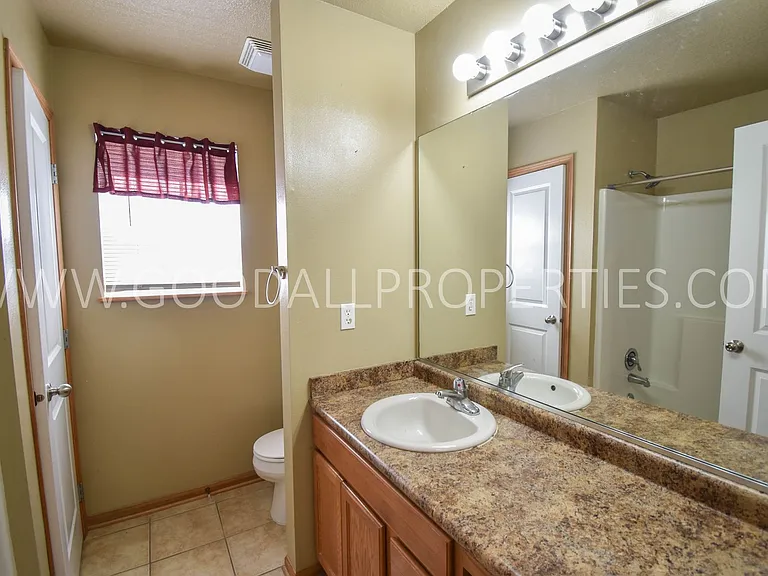 4307 154th St — Photo 12