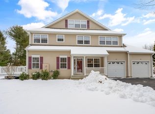 132 Deer Valley Dr, Nesconset, NY 11767