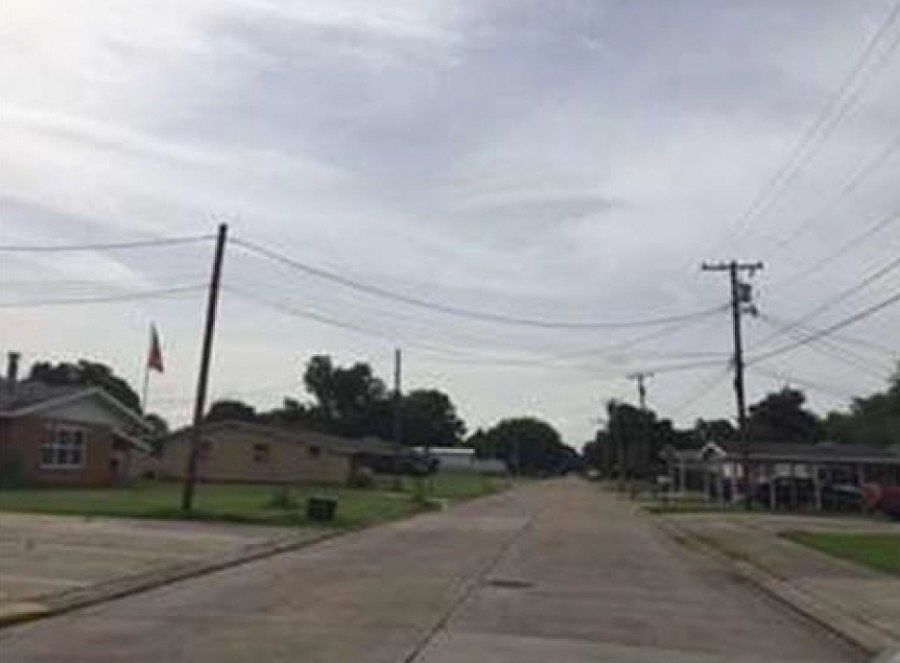 2nd image of 222 Mars Rd