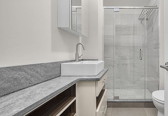 5th image of 30 Carmine St APT 1B