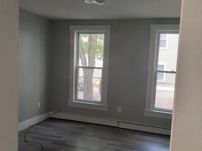 307 Cedar St #1 — Photo 3