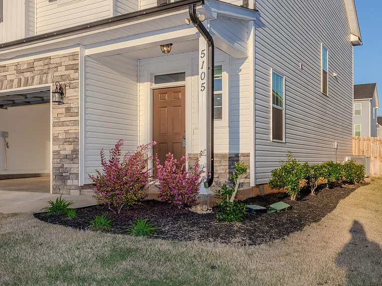 5105 Heathbrook Dr — Photo 38