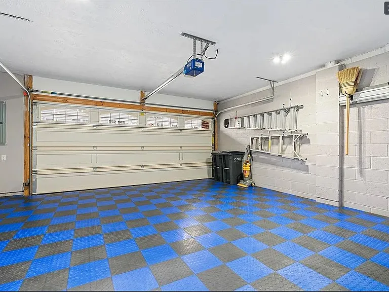 3005 Village Run Rd — Photo 4