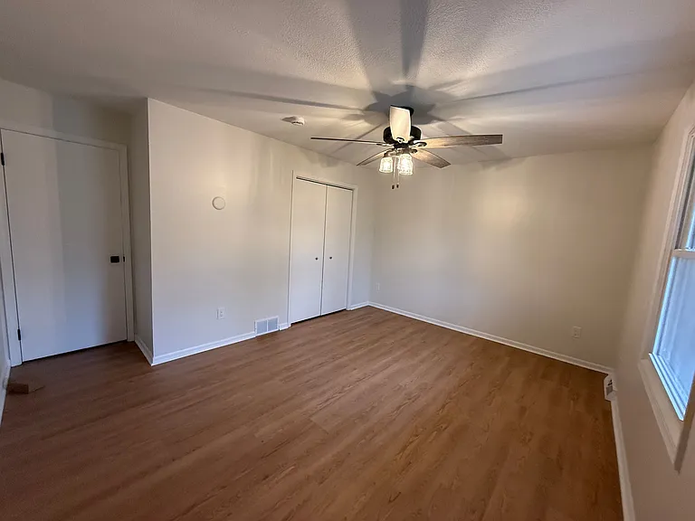 1951 Ridgewood Ave SE #1953 — Photo 6