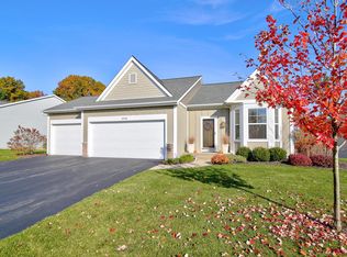 12734 Retreat Dr, Grand Haven, MI 49417