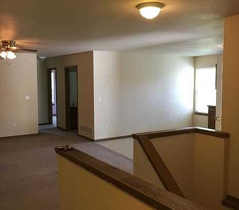 4th image of 211 NW 27th Street Ct