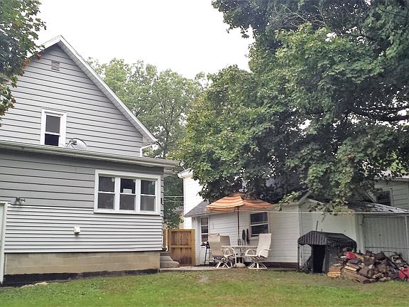 4th image of 145 S Manning St