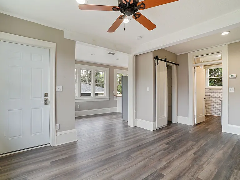 2800 Oak St #2 — Photo 8