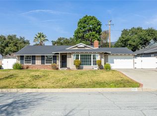 121 Roundup Rd, Glendora, CA 91741