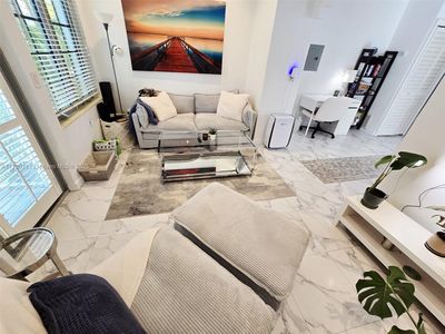 727 Jefferson Ave APT 7, Miami Beach, FL, 33139