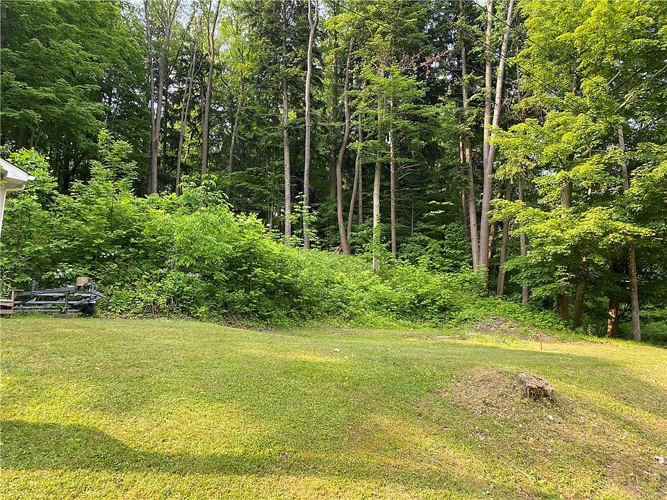 13478 Old Lake Rd East Springfield, PA Zillow