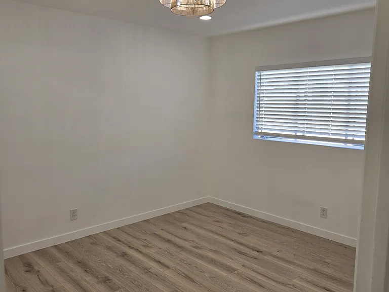 7521 Norton Ave #7 — Photo 19