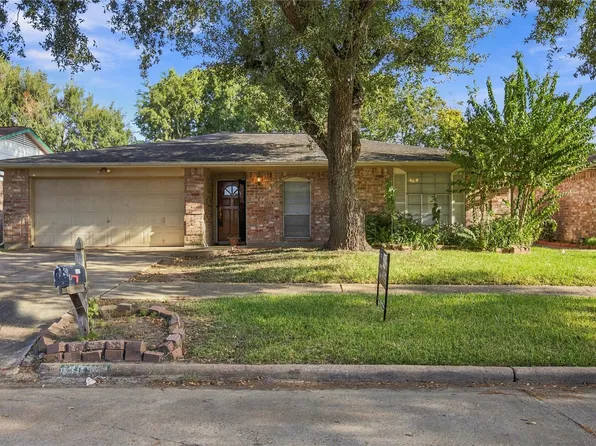 13826 Southline Rd, Sugar Land, TX 77498