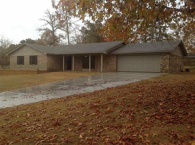 1st image of 343 Wintergreen Dr