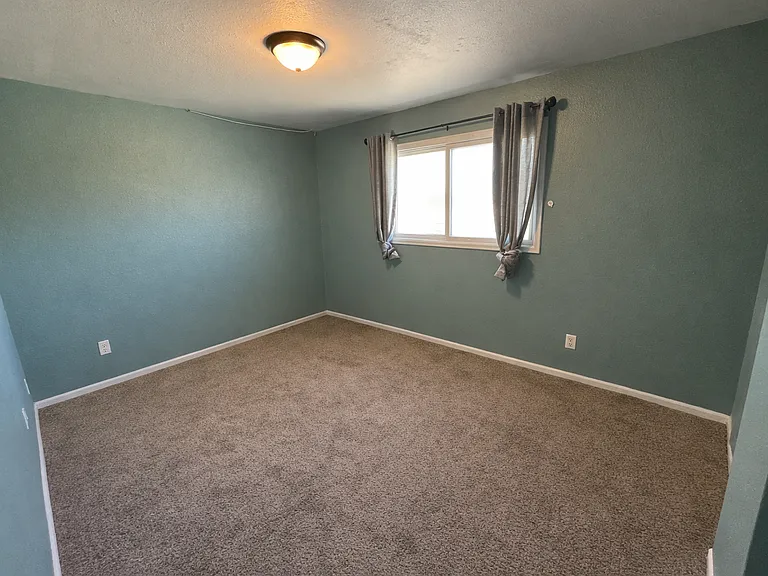 2601 Orchard Pl — Photo 8