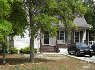 306 NE 47th St, Oak Island, NC 28465