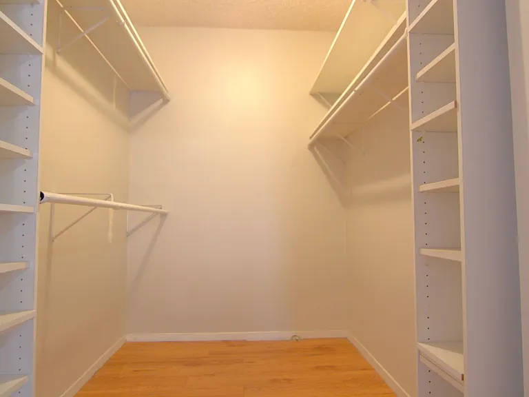 1440 N Pass Ave — Photo 13
