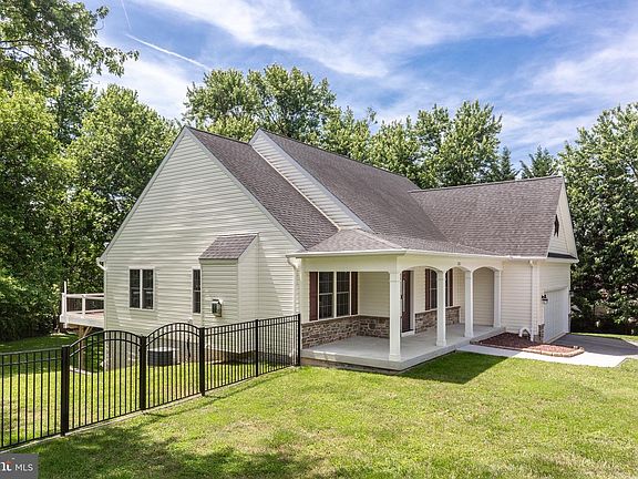 5th image of 283 Maring Dr