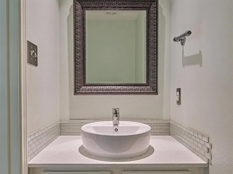 59 W Gaslight Pl — Photo 23