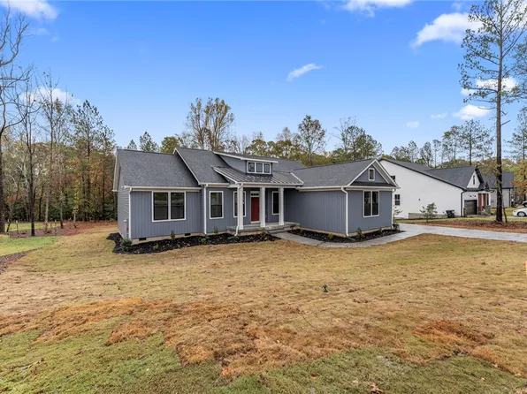 302 Cross Creek Dr, Seneca, SC 29678