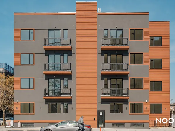 1381 Bergen Street image 14 of 16