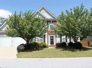 16 Surrywood Dr, Greenville, SC 29607