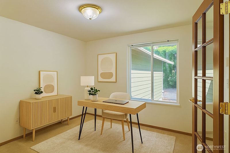 5th image of 301 Pointes Drive E