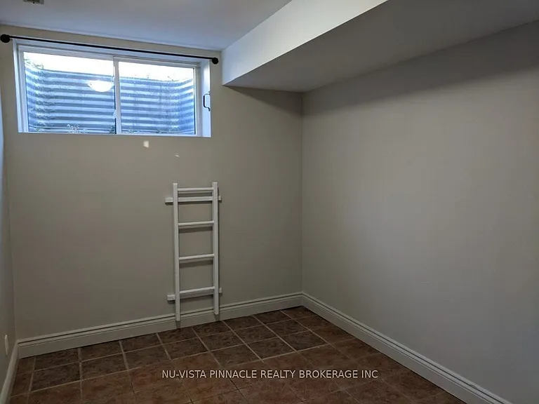 963 Prosperity Ct — Photo 8