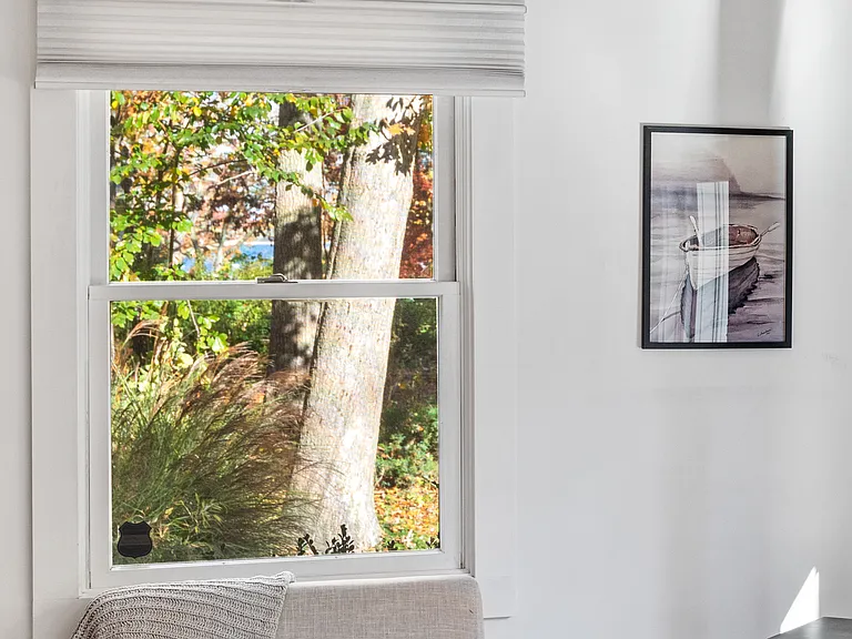 7 Bay Ave — Photo 14