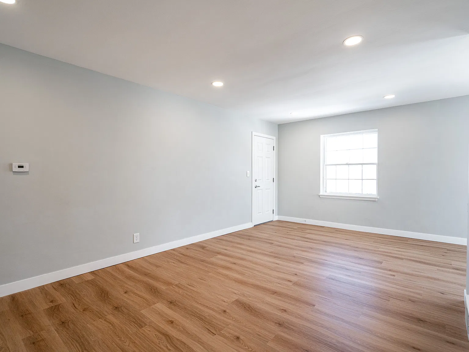 2 bed, 1450 sqft, $1,500 — Photo 4