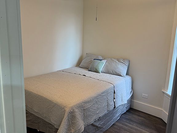 3rd image of 3837 W Jackson Blvd #1