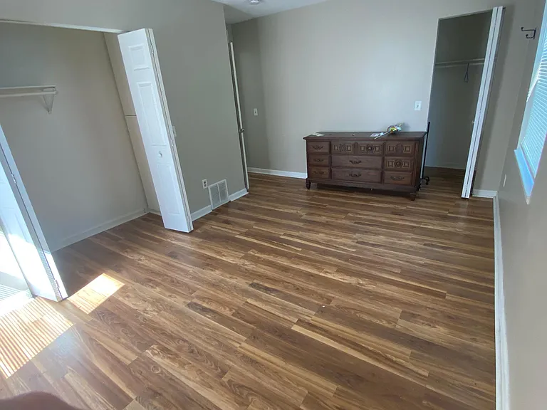 15 Travis St NE #2 — Photo 8