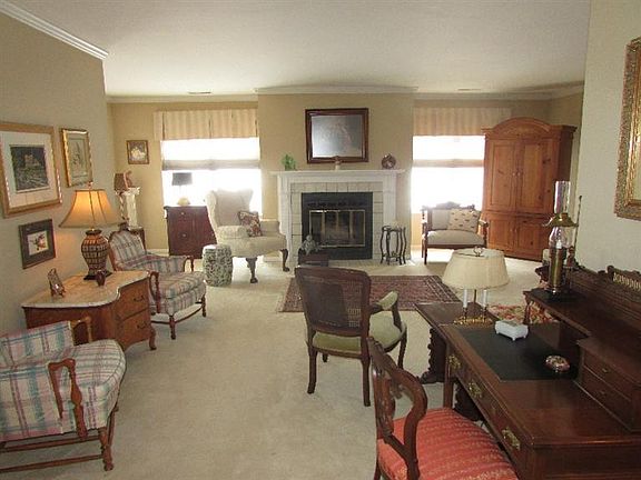 3rd image of 6251 Eagles Lake Dr