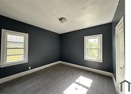 2 bed, $900 — Photo 4
