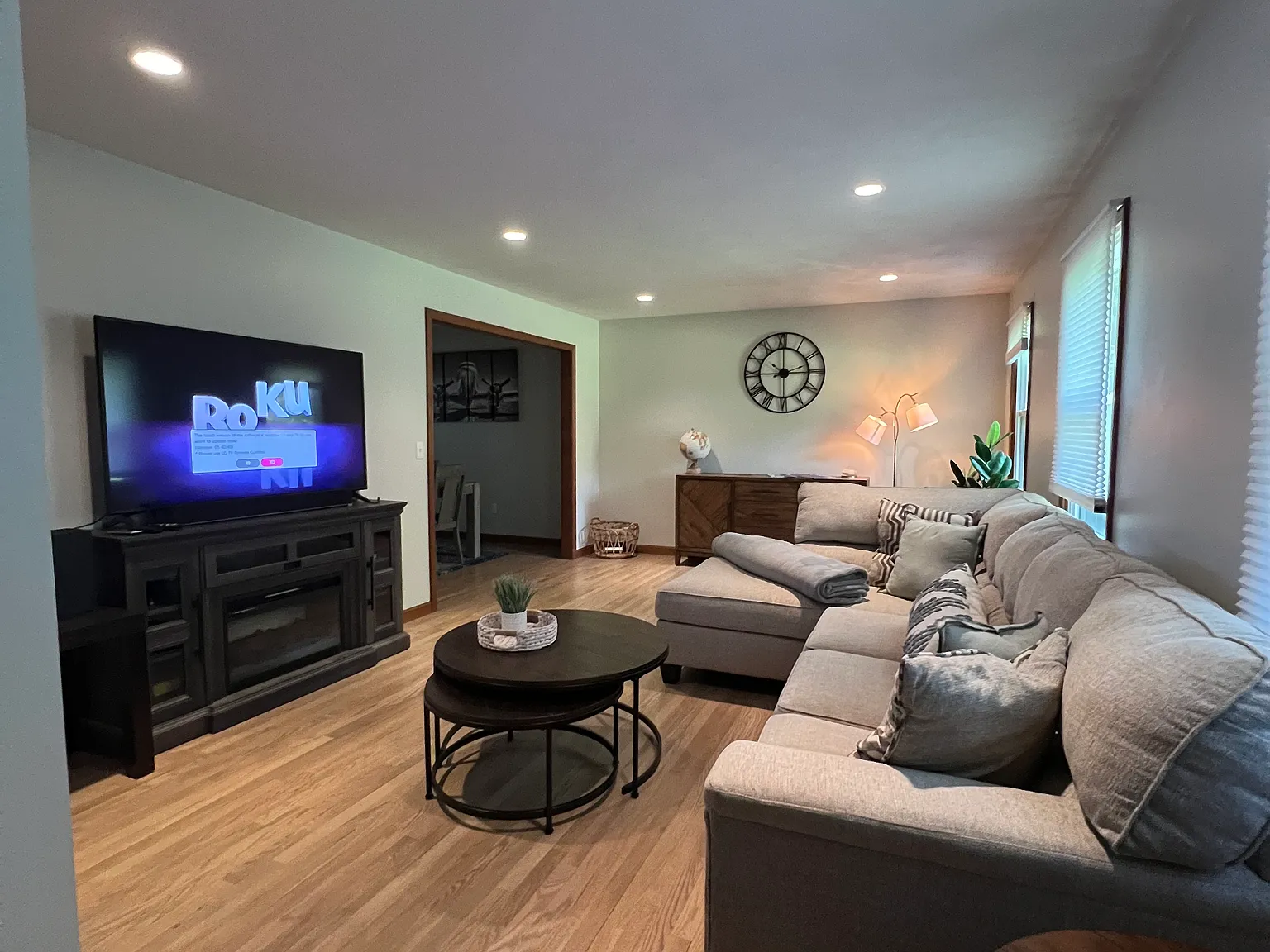 3 bed, 1791 sqft, $4,200 — Photo 3