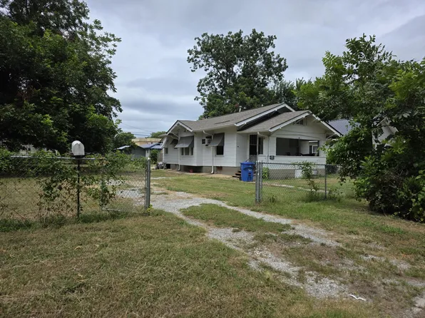 107 H St NE, Miami, OK 74354