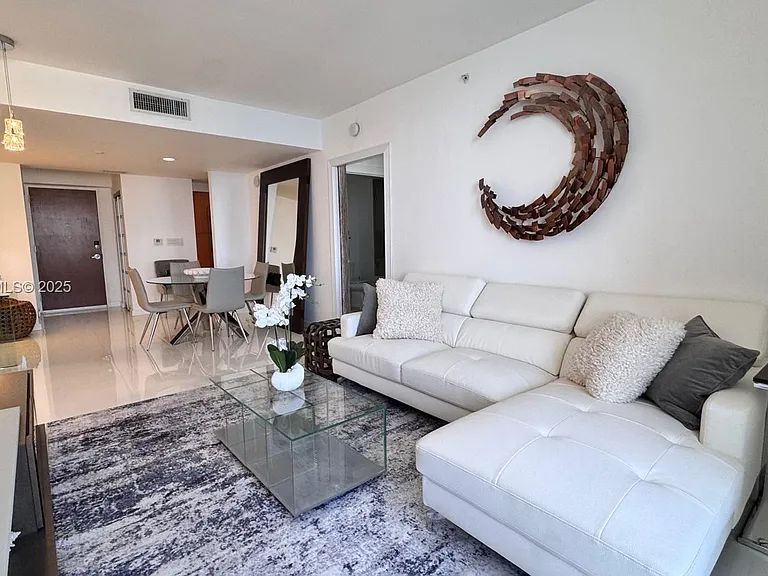 6365 Collins Ave #3010 — Photo 3