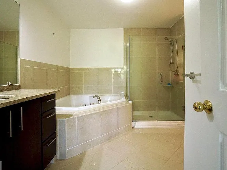 516 Brickhouse Rd — Photo 13