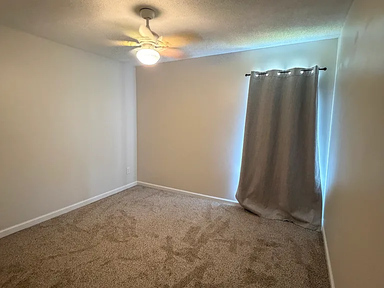8544 Highland Glen Cir N — Photo 7