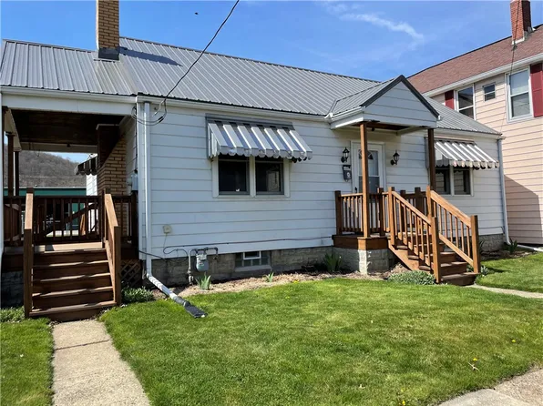 1405 4th Ave, Ford City, PA 16226