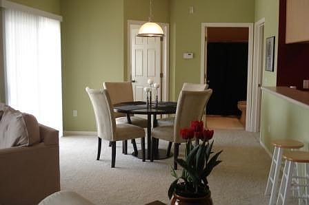 2nd image of 1720 SE La Grant Pkwy APT 3