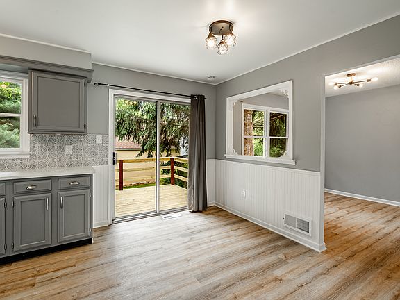 4th image of 1212 New Hampshire Ln